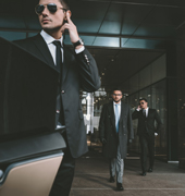 Van Limousine, VIP service, שירותי הסעות VIP, נהג צמוד, רכבי פאר